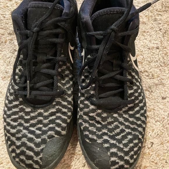 KD Trey 5 VIII 'Smoke Grey Black' - Picture 1 of 6